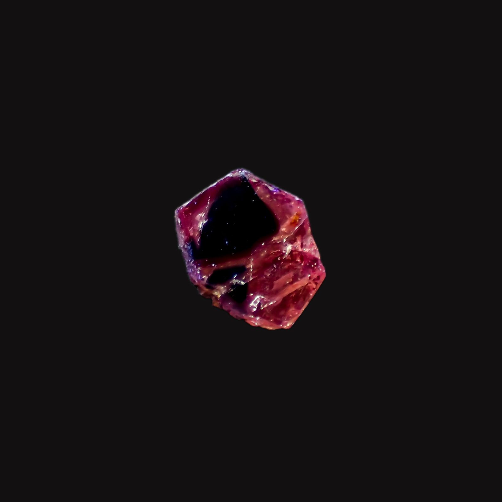 ウィンザーサファイア原石スライス タンザニア・ウィンザー産 0.62ct