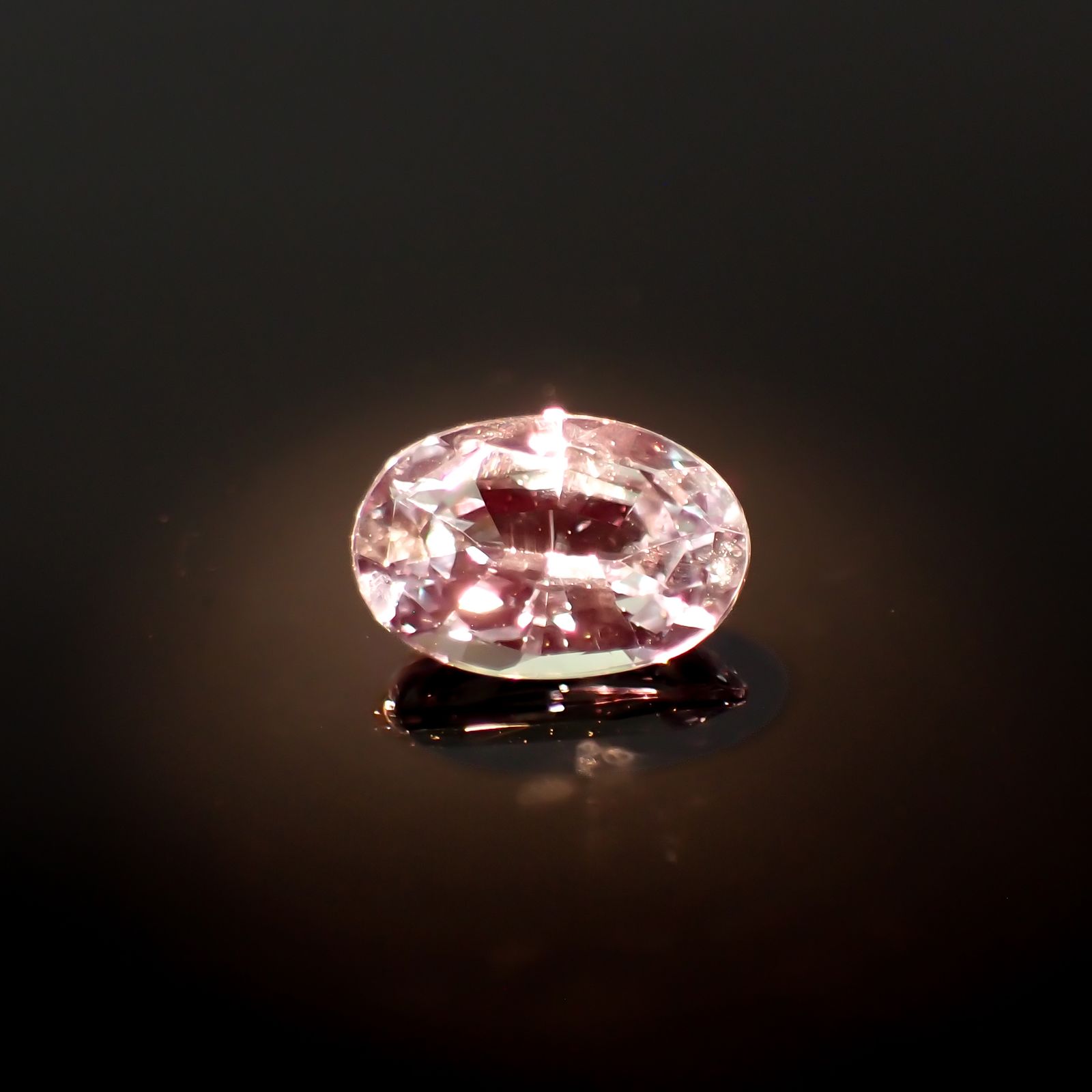 アレキサンドライト(宝石名アレキサンドライト)ブラジル産 GIA鑑付