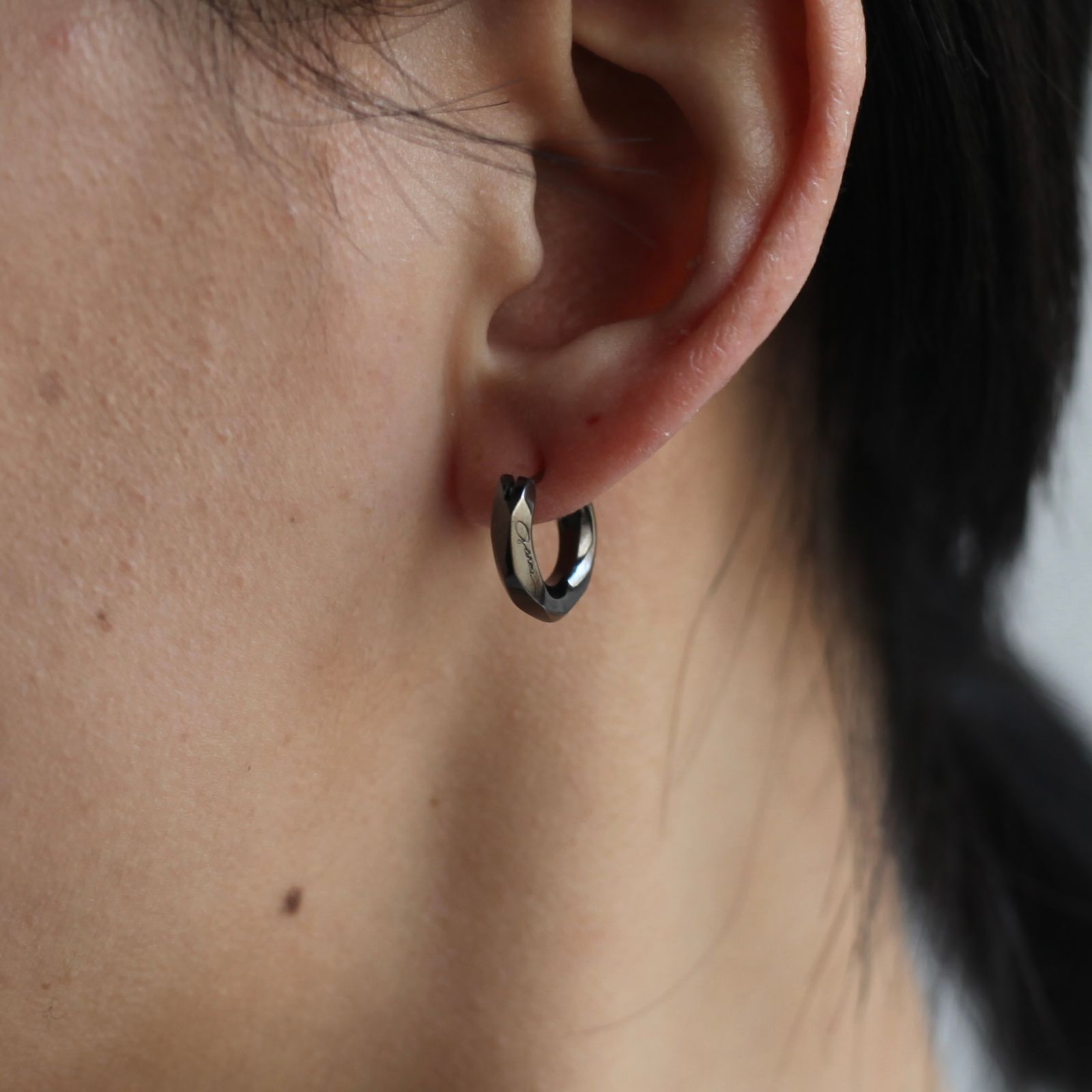 GARNI - 【お取り寄せ注文可能】Crockery Pierce 左耳用(BLACK