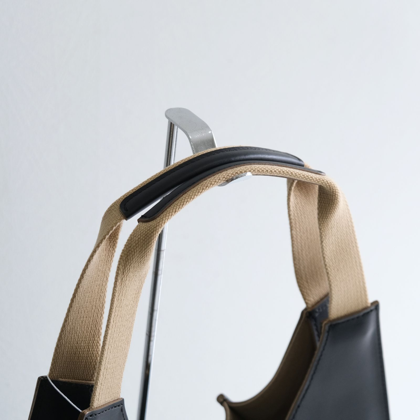 Rich I - S. CircleI Leather Handle Bag Small / バッグ / レザー