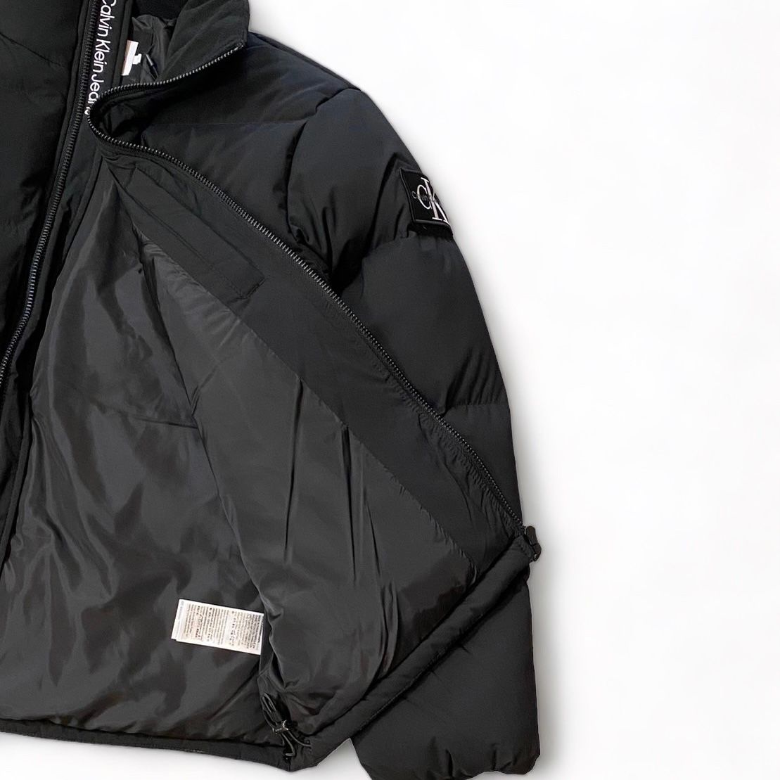 Calvin Klein Jeans - エッセンシャルダウンパファージャケット