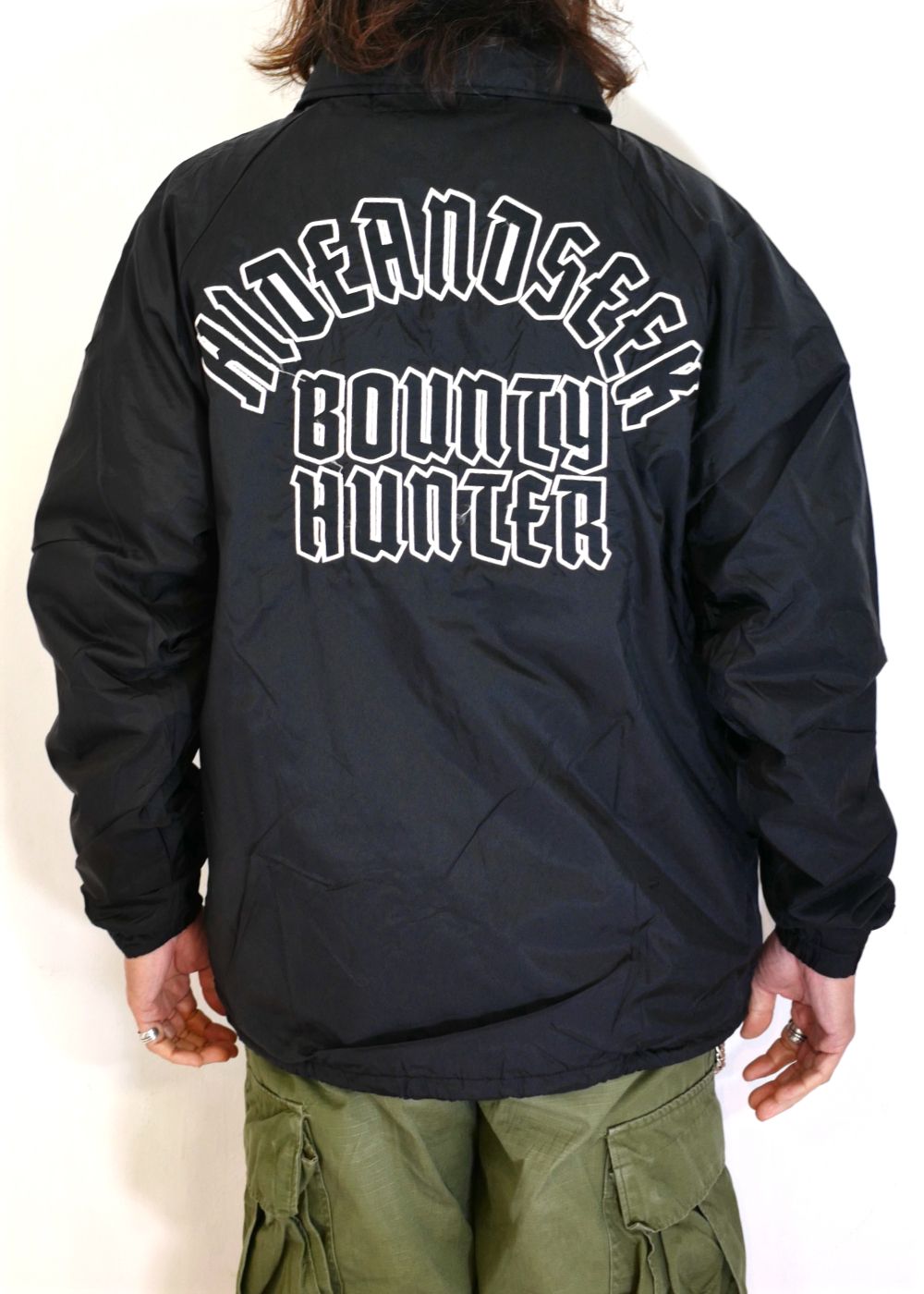 HIDE AND SEEK - HS×BH TEAM JACKET (BLACK) / バウンティーハンター