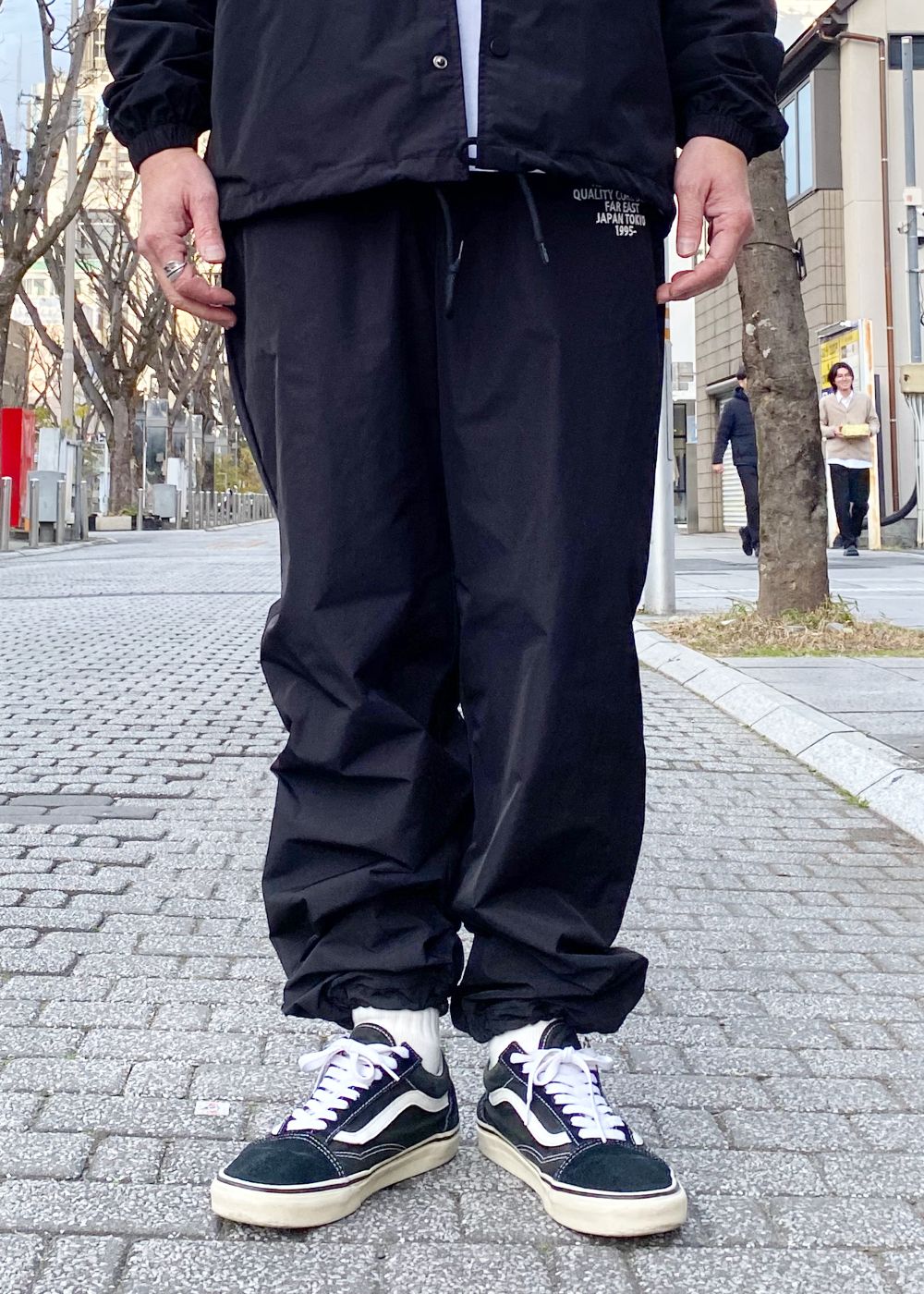 HIDE AND SEEK - Nylon Track Pant (BLACK) / ナイロン トラックパンツ
