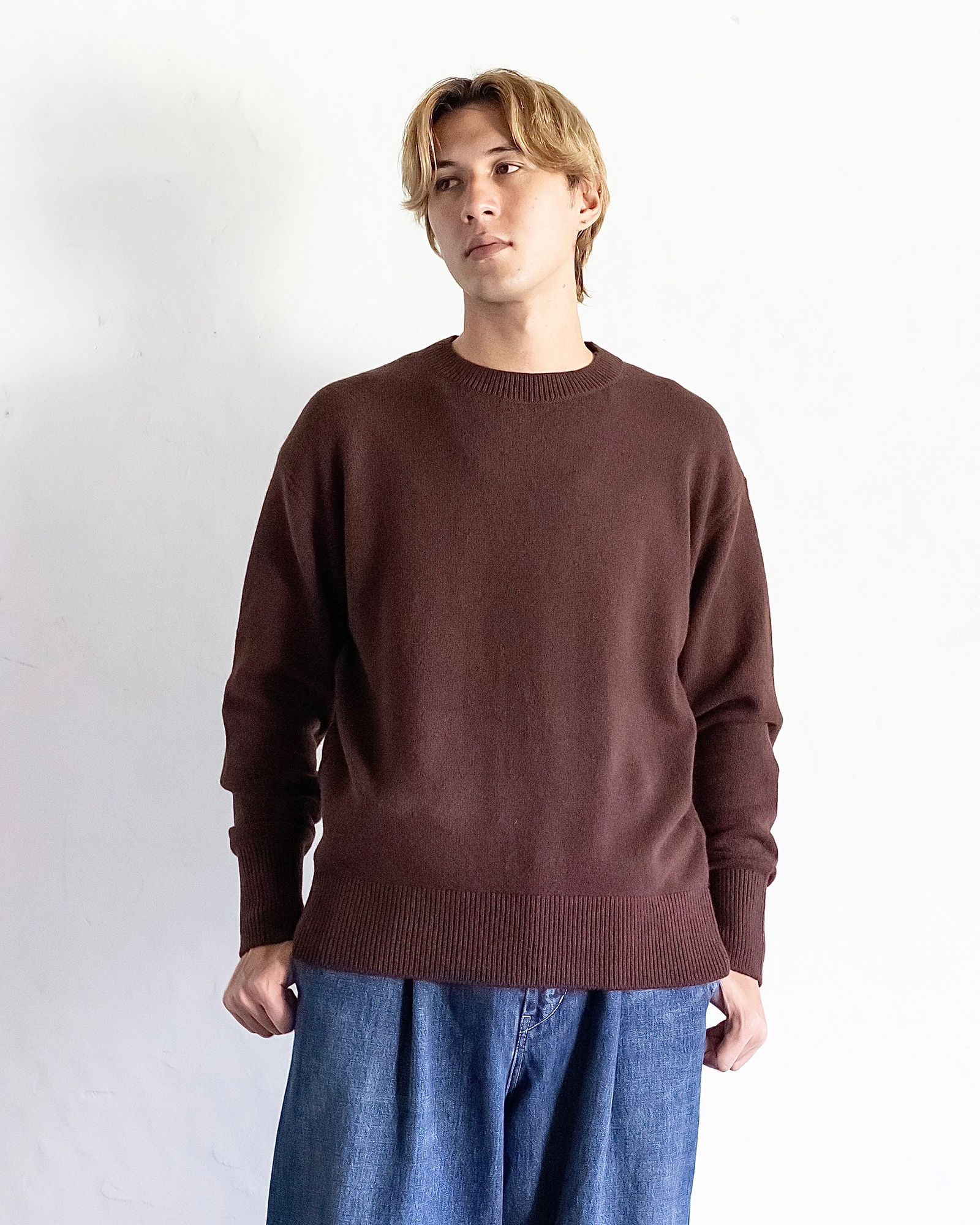 YOKE PAINTED ELBOW PATCH SWEATER(BROWN)スタイル 8月24日(土)新作