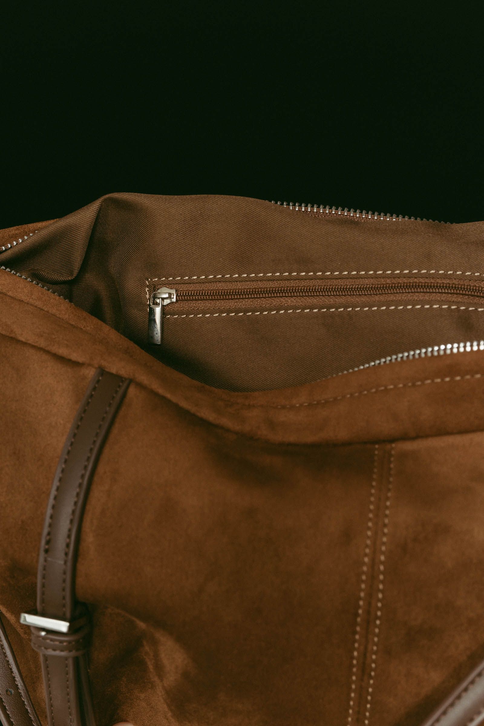 Knuth Marf - suede moon bag / スエード ムーンバッグ (ブラウン