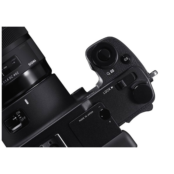 sd Quattro・30mm F1.4 DC HSM Art レンズキット [シグマSAマウント