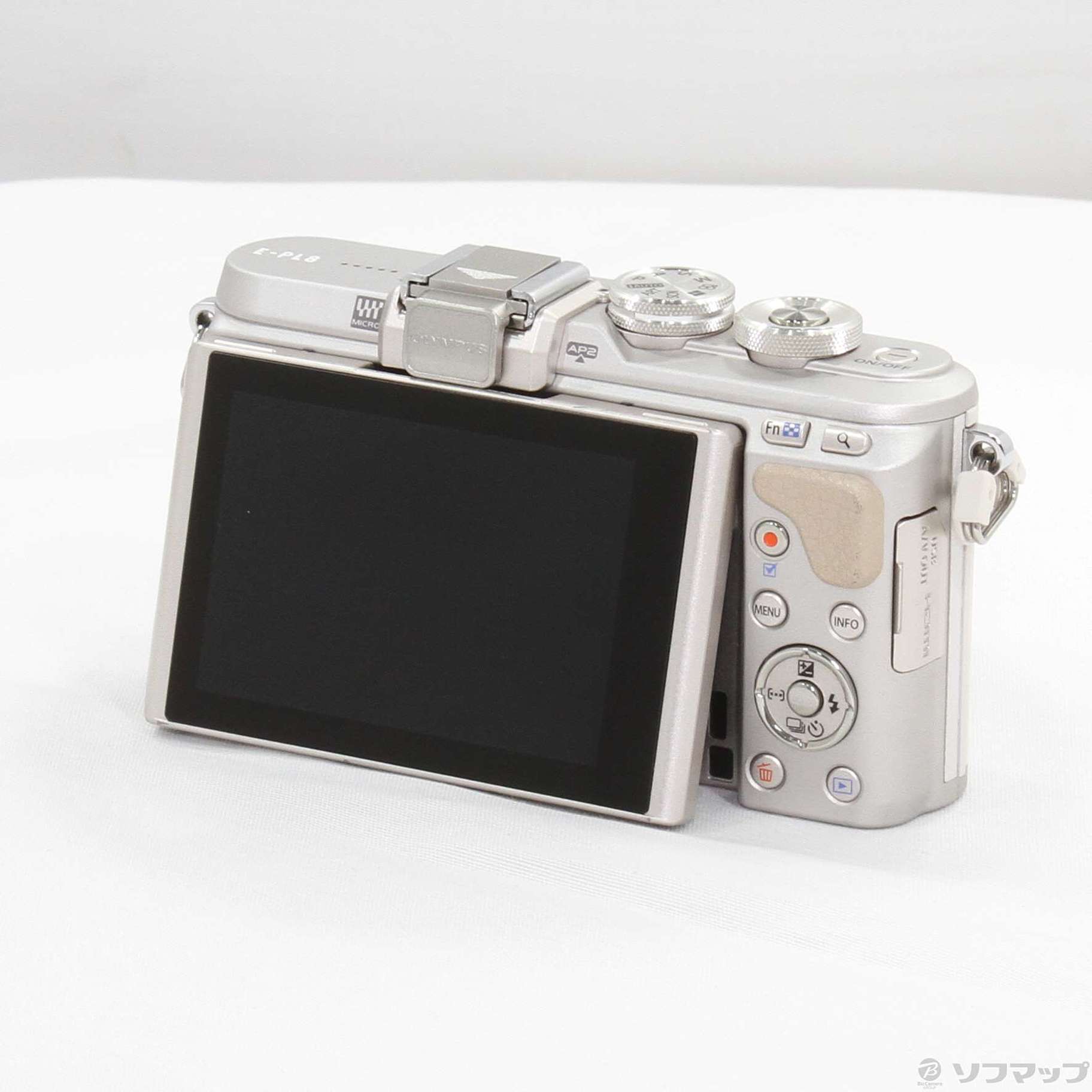 中古】セール対象品 OLYMPUS PEN E-PL8 ボディー ホワイト