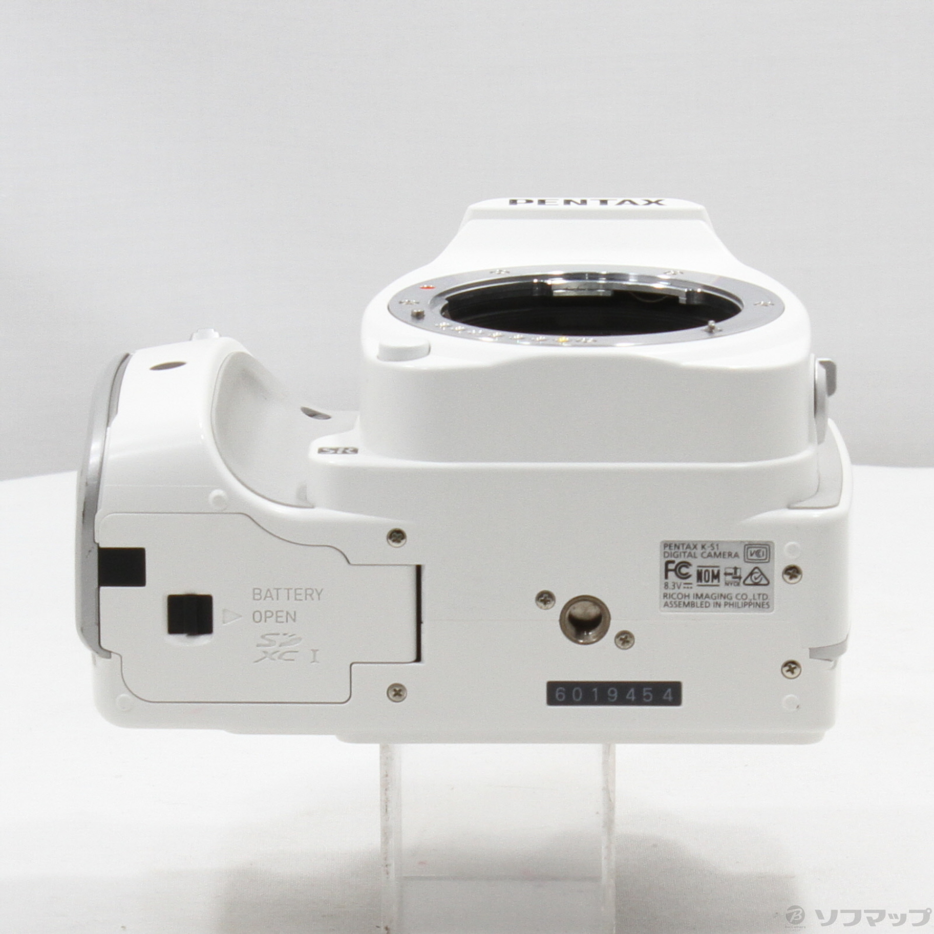 中古】K-S1 ボディ ホワイト (2012万画素／SDHC) [2133066782158