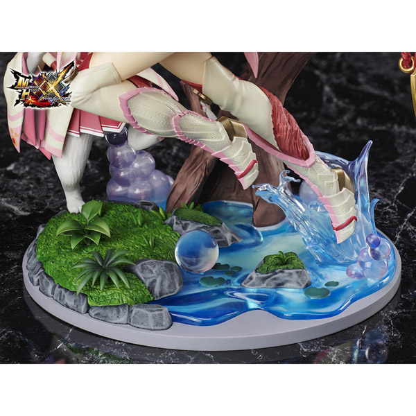 MONSTER HUNTER XX ミツネシリーズ 女性ガンナー 1/7 塗装済み完成品