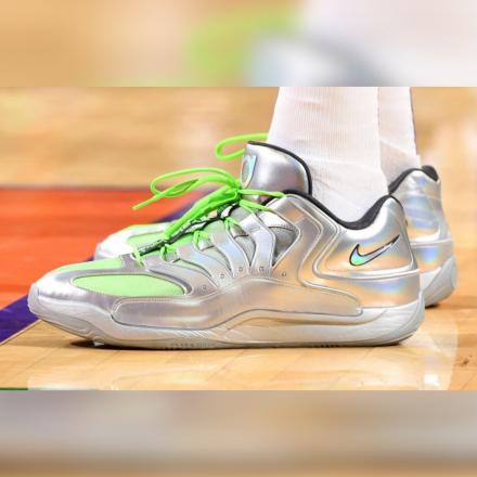 国内4月25日発売予定】ナイキ KD 18 EP 