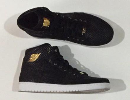 リーク】 ナイキ エアジョーダン1 メタル プレート コレクション