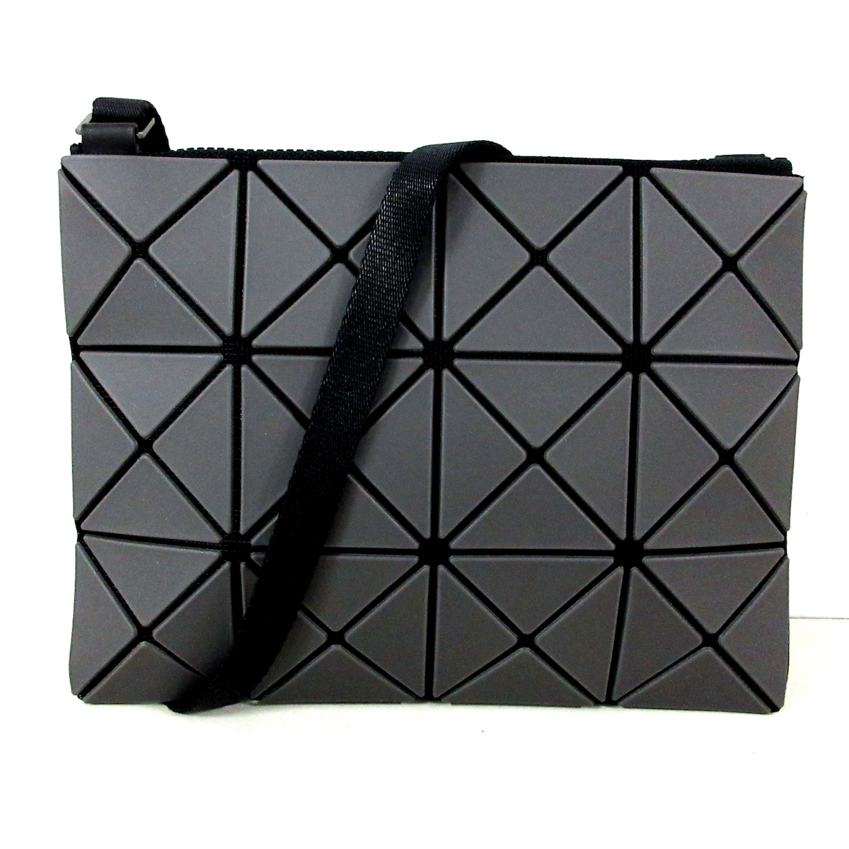 バオバオイッセイミヤケ/ショルダーバッグ/グレー/PVC(塩化ビニール