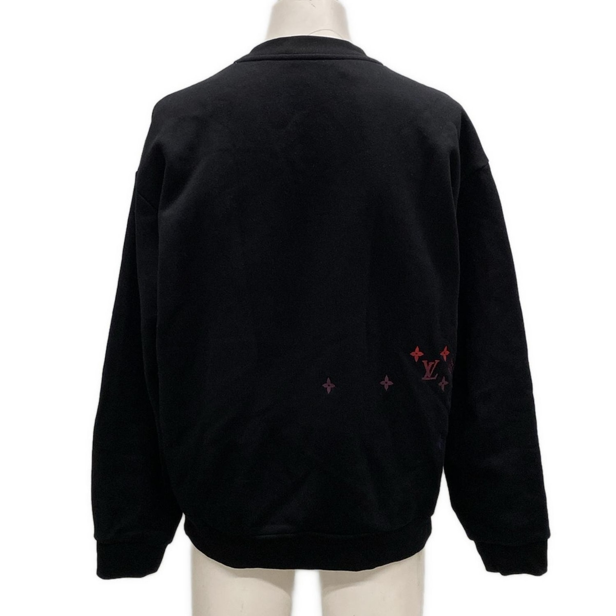 ルイヴィトン/トレーナー/黒×マルチ/サイズ：Mの買取実績【ブランディア】