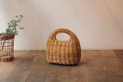 かご・バスケット・雑貨 - menui | ROUNDED BAG ラウンデッドバッグodds