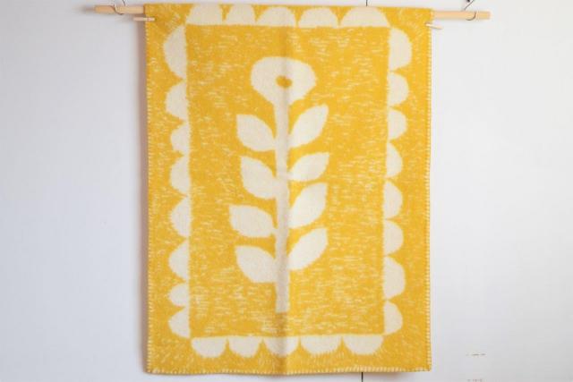 クリッパン[KLIPPAN]ウールブランケット/WIND&FLOWER(ミニ) イエロー