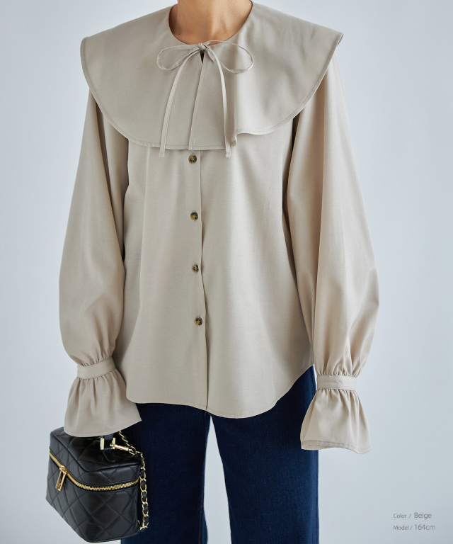 フリルカラーブラウス※一部店舗のみ入荷