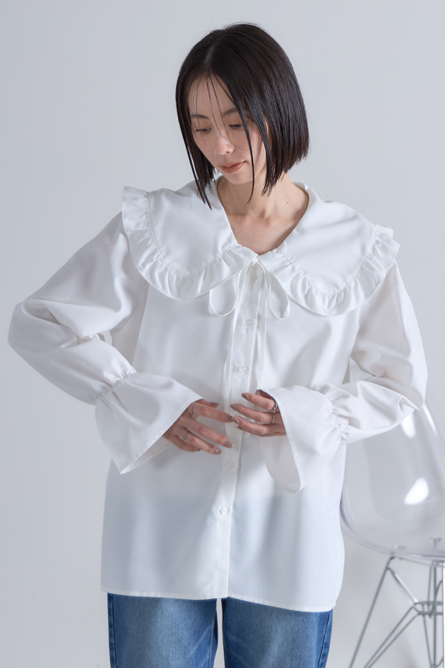 フリルカラーブラウス※一部店舗のみ入荷