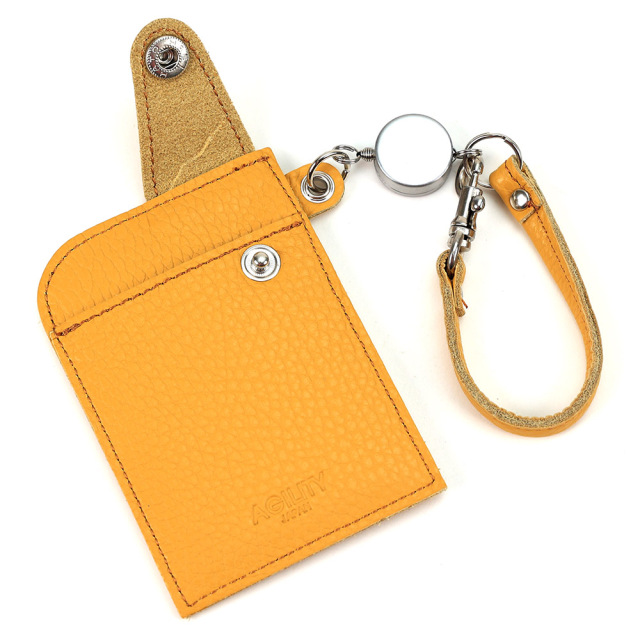 シーク』(全9色)イタリアンシュリンク/本革リール付きパスケース 2枚