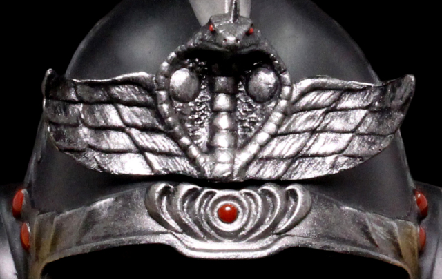 北斗の拳35周年企画“拳王兜”（1/4スケール）