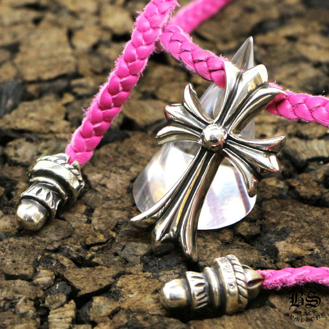 クロムハーツCHクロスペンダント スモールピンクレザーwithボロチップ