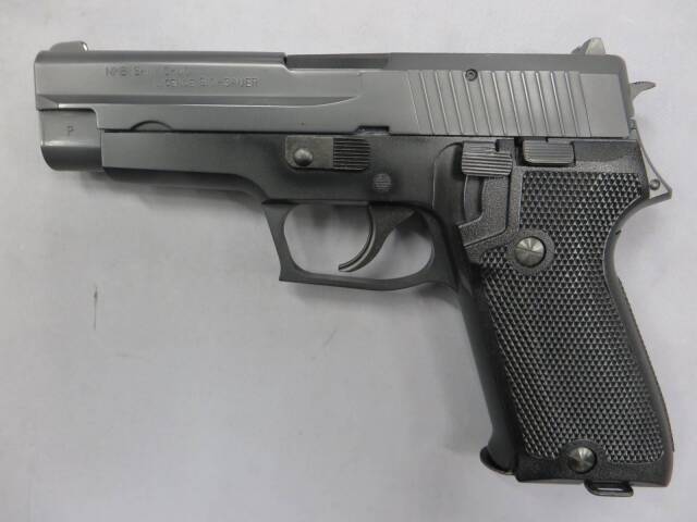 タナカ】SIG P220 IC 陸上自衛隊 9mm拳銃