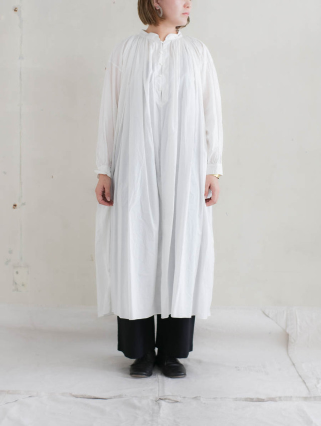 SP エシュペー｜チャーチスモックドレス（ヴィンテージホワイト）