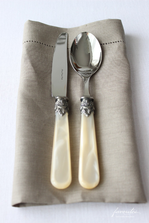 EME（エメ）｜Napoleon カトラリー〈パールアイボリー〉 テーブル