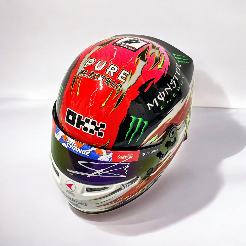 L.ノリス直筆サイン入 2024日本GP 1/2ヘルメット F1グッズ・ミニカー