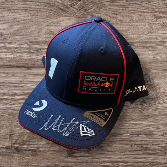 2025 M.フェルスタッペン 直筆サイン入 ドライバーズキャップ(市販品