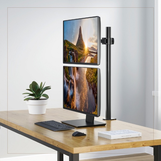 モニターアーム 17〜32インチ対応 耐荷重8kg GH-AMDL1-BK 4軸 縦