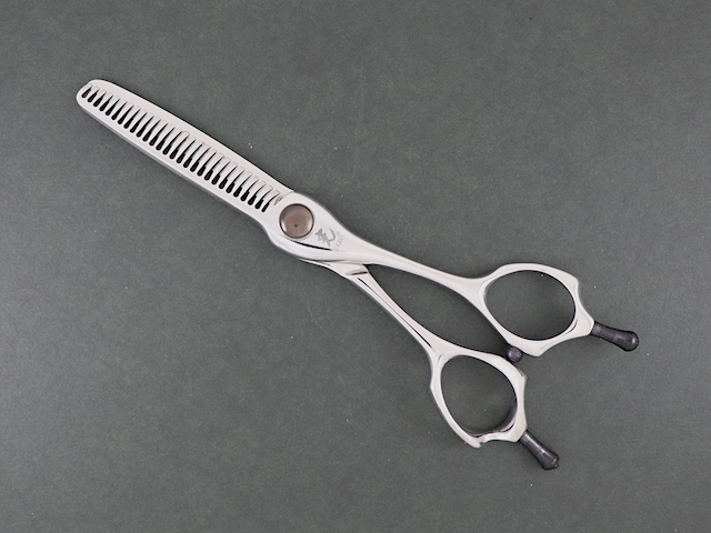 からくりL15 美容師用 理容師用 トリマー用 中古セニング ハサミ屋はやし