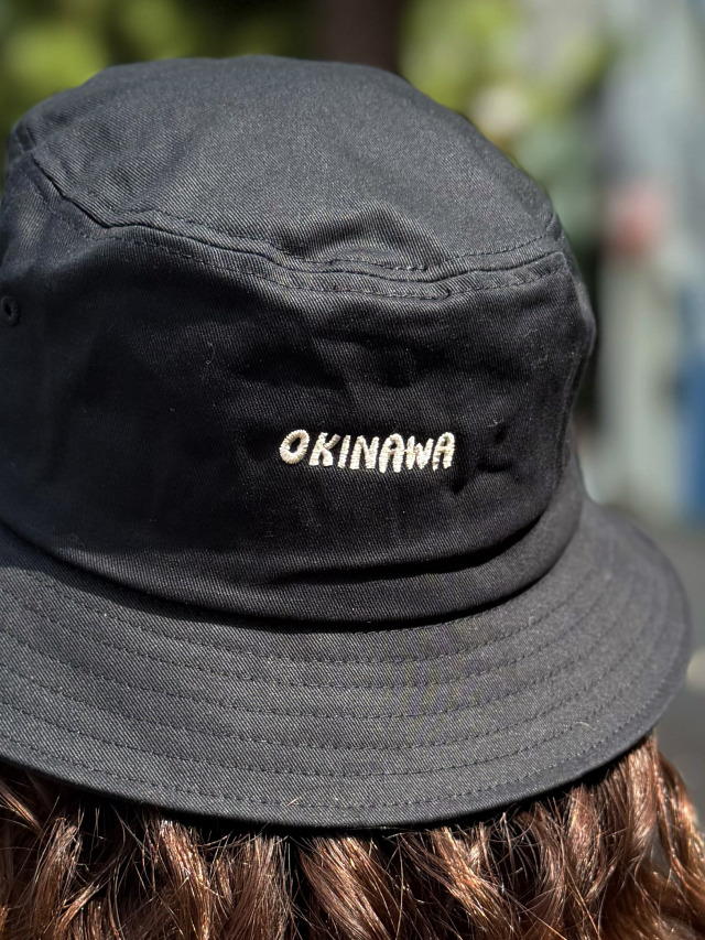 バケハ》639C アイルのロゴマークとokinawaの刺繍バケットハット