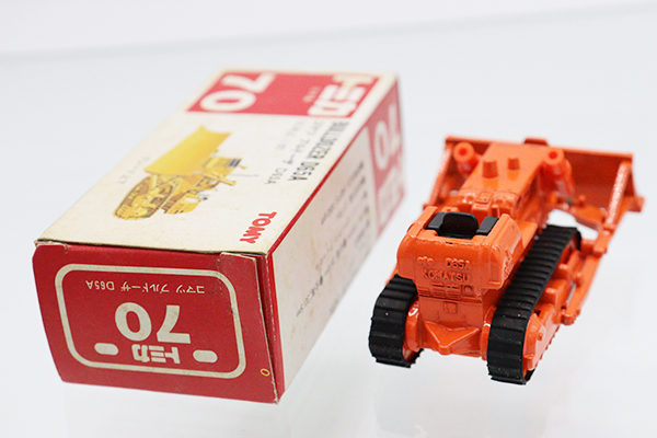 ミニカーショップ ケンボックス トミカ 赤箱(日本製)☆70☆コマツ