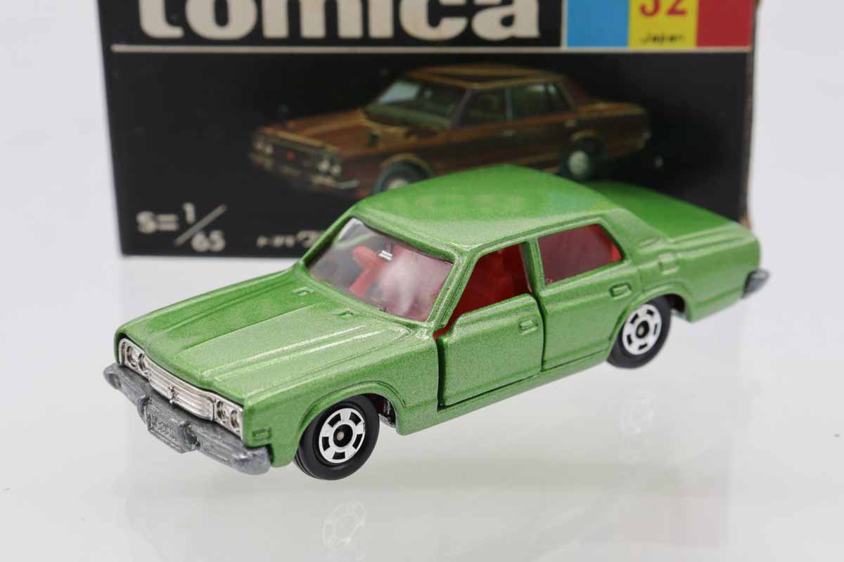 ミニカーショップ ケンボックス トミカ 黒箱☆32☆トヨタニュー