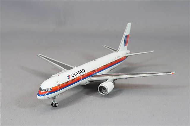 全日空商事 1/200 ボーイング 787-8 JA803A Air Japan 新塗装 スナップ
