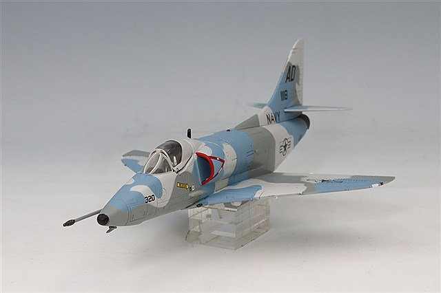 ホビーマスター 1/72 E-2C ホークアイ アメリカ海軍 VAW-124
