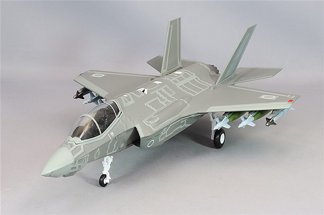 ホビーマスター 1/72 F-35A ライトニングII 航空自衛隊 第302飛行隊 69