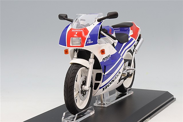 青島文化教材社 スカイネット 1/12 カワサキ ニンジャ ZX-25R