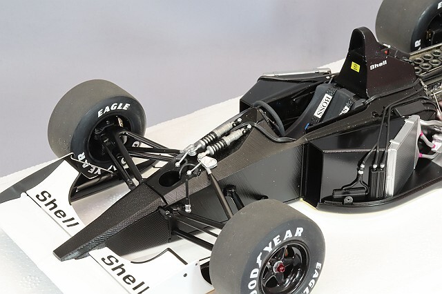 オートアート コンポジット 1/18 マクラーレン ホンダ MP4/6 F1 1991