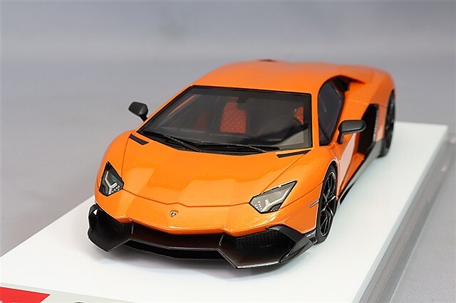 アイドロン 1/43 ランボルギーニ アヴェンタドール LP720-4 50° アニ