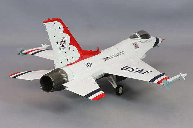 ホビーマスター 1/72 F-16C アメリカ空軍 サンダーバーズ ウォーバーズ