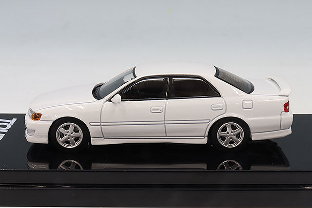 ホビージャパン 1/64 トヨタ チェイサー ツアラーV JZX100 アーリーVer