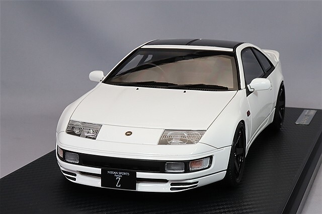 イグニッションモデル 1/18 日産 フェアレディ Z (Z32) 2by2 ホワイト