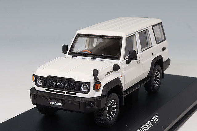 京商 1/43 トヨタ ランドクルーザー 70 スーパーホワイト II