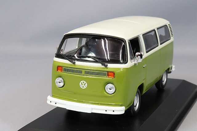 マキシチャンプス 1/43 フォルクスワーゲン T2 バス 1972 ホワイト