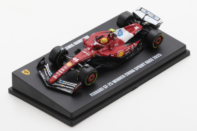 ルックスマート LS64025 1/64 フェラーリ SF-25 ウィナー 中国 GP