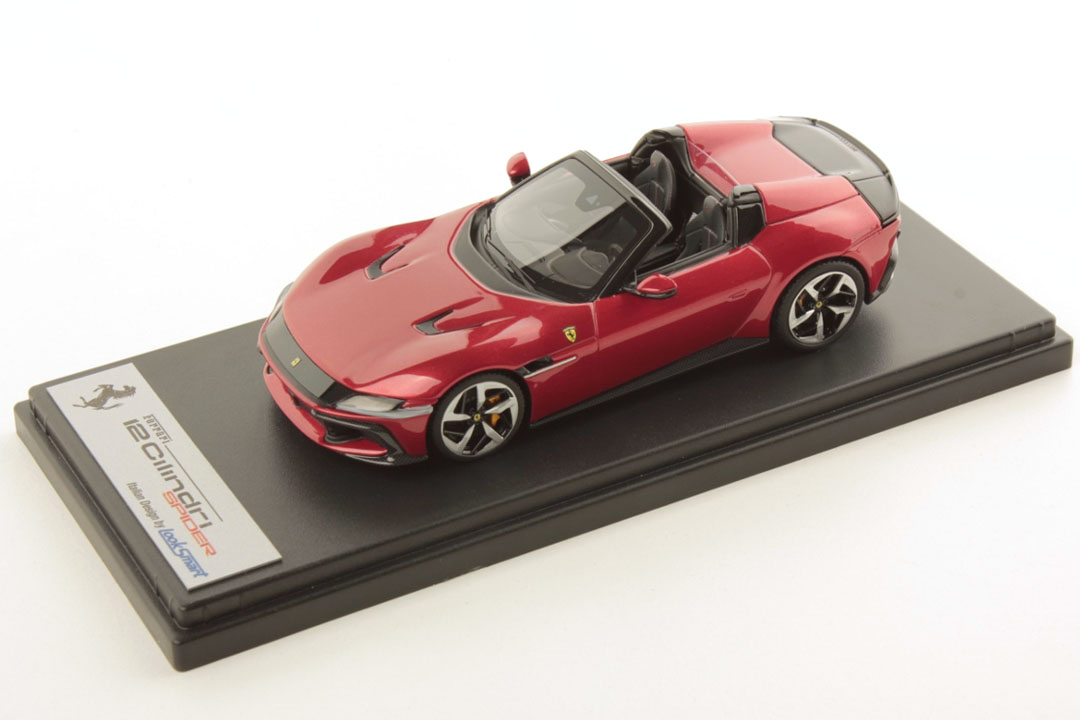 ルックスマート LS556F 1/43 フェラーリ 12（ドーディチ）チリンドリ