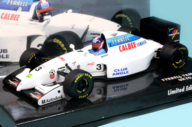 ユーロスポーツ特注ミニチャンプス 1/43 ティレル 022 ヤマハ 1994