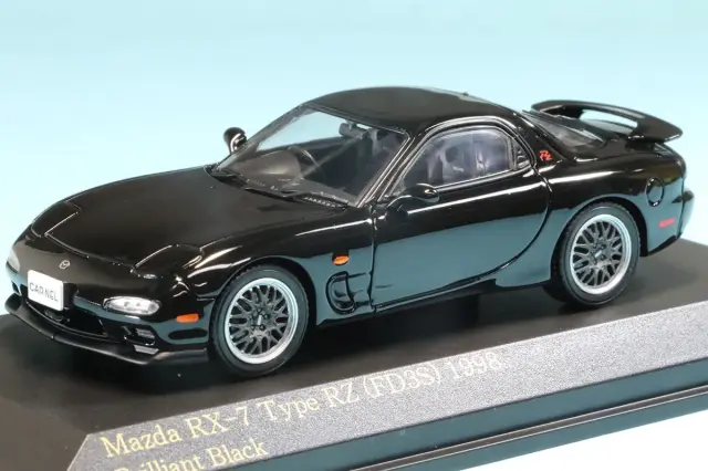 ホビージャパン 1/64 マツダ RX-7（FD3S）RED SUNS / 頭文字D VS 中里