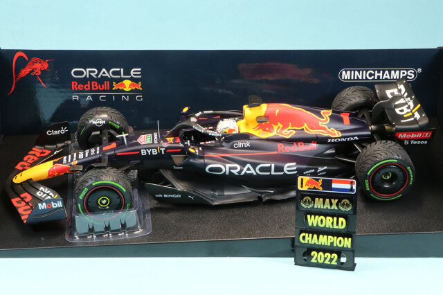 ミニチャンプス 1/18 レッドブル RB18 日本GP 2022 マックス